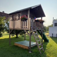 Stelzenhaus Jonas XXL-A1 Grosses Baumhaus aus Stelzen